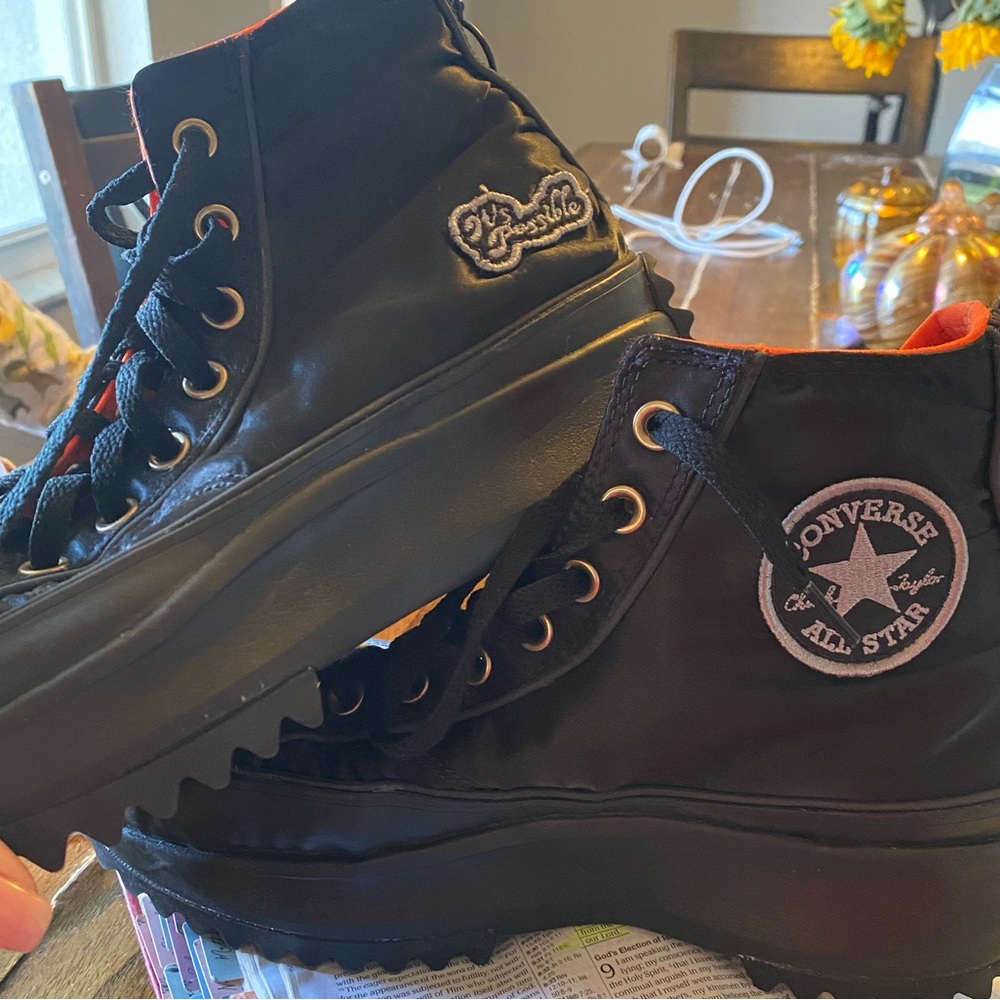 Black Converse high top